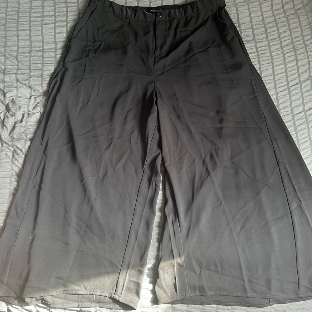 11 Honore Black Wide Leg Pants